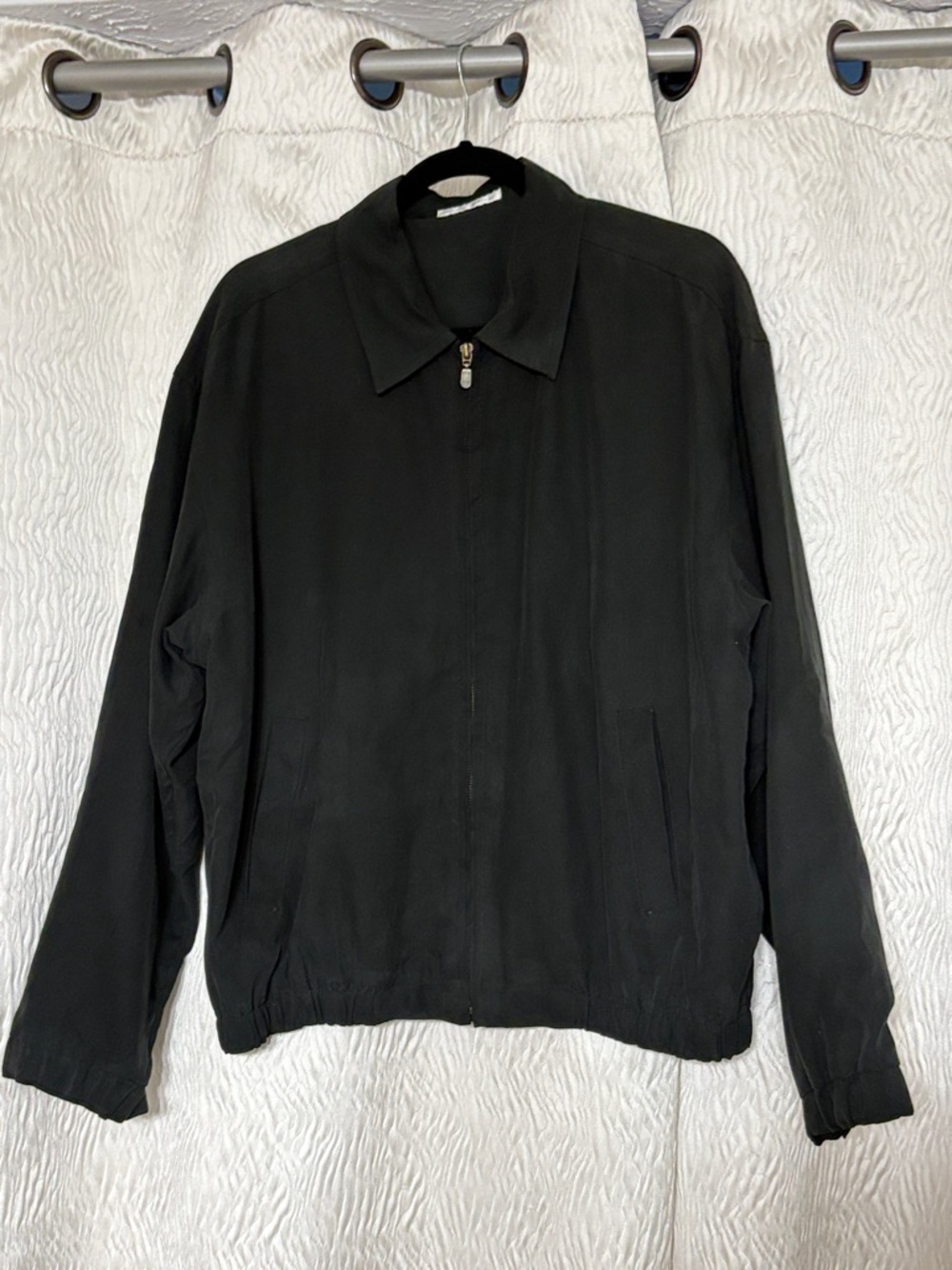 Axis Silk /Cotton Men’s Black Zip-Front Collared Jacket- Size Medium